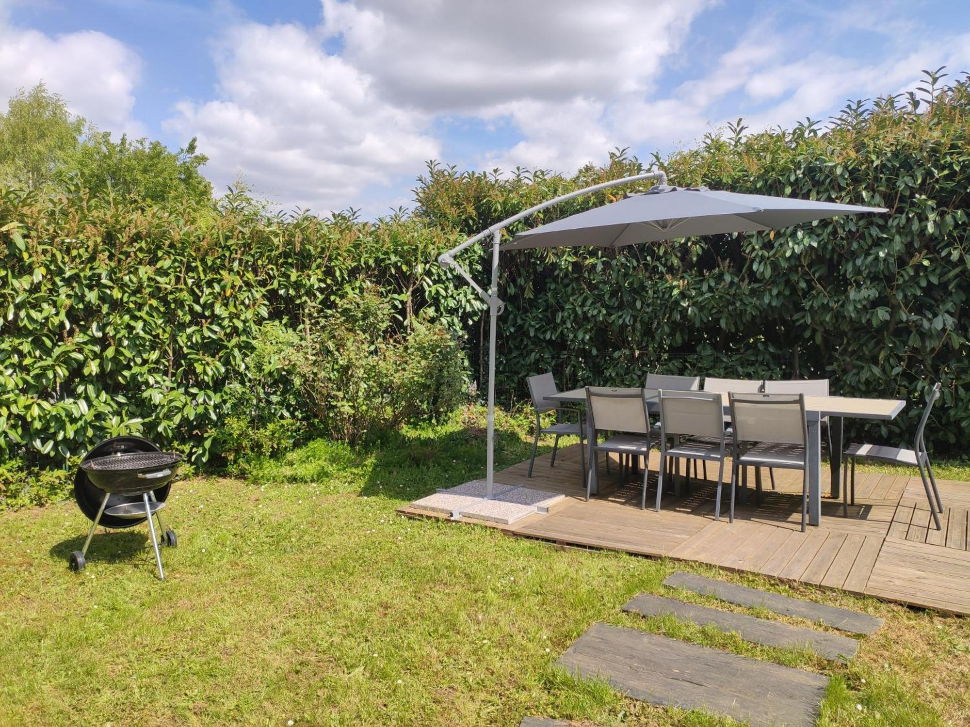 Maison Avec Jardin - 10 Pers - Proche Paris Disney & Golf - Ideal Pro & Familles Lésigny Kültér fotó